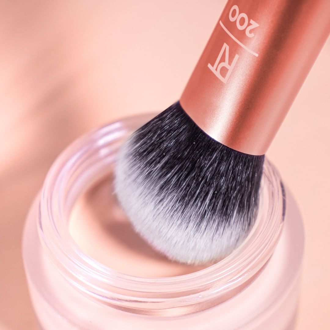 Real Techniques Expert Face Makeup Brush - Imagen 2