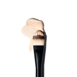 NYX Professional Makeup Pro Flat Foundation Brush - Imagen 2