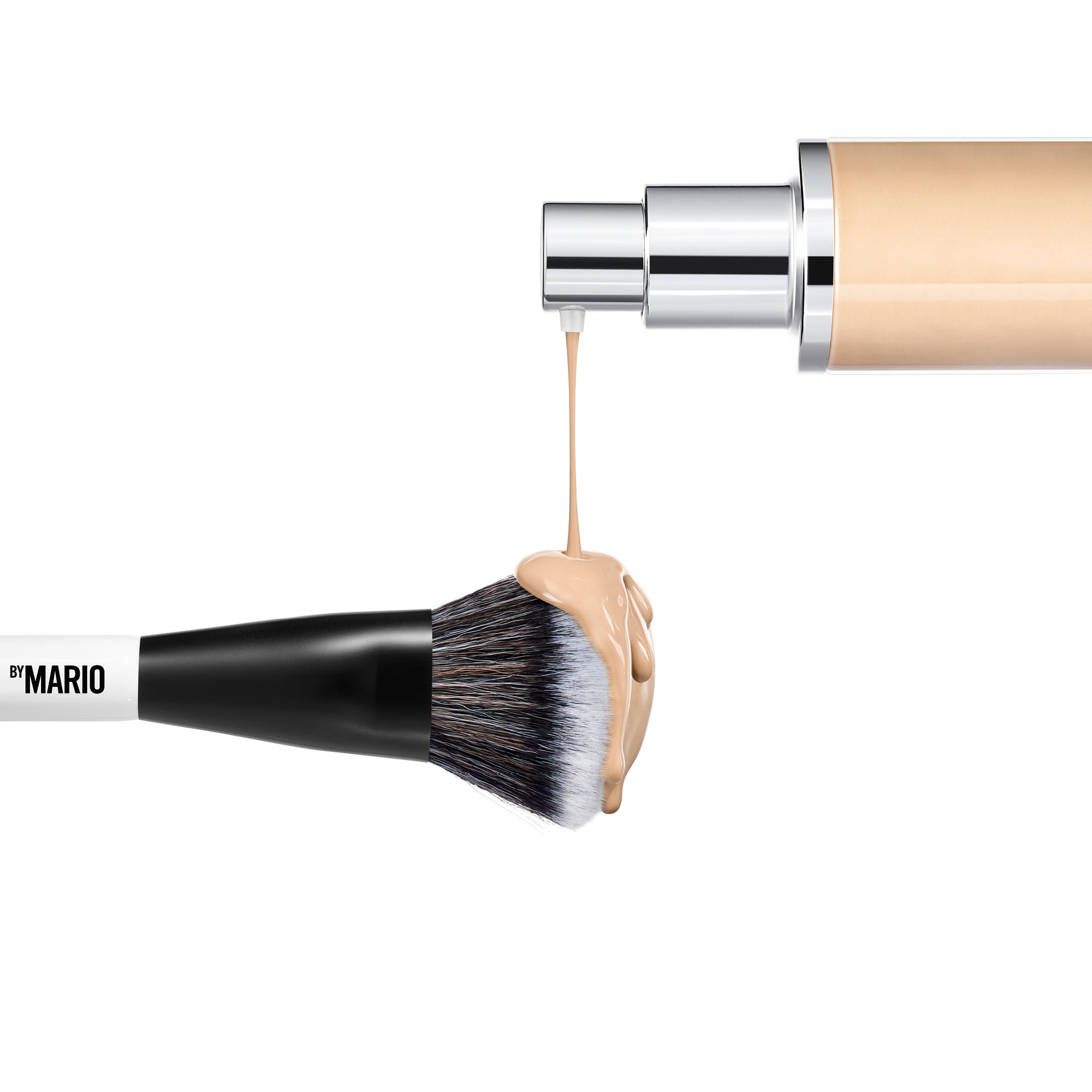Makeup By Mario Surreal Foundation F4 Brush - Imagen 2