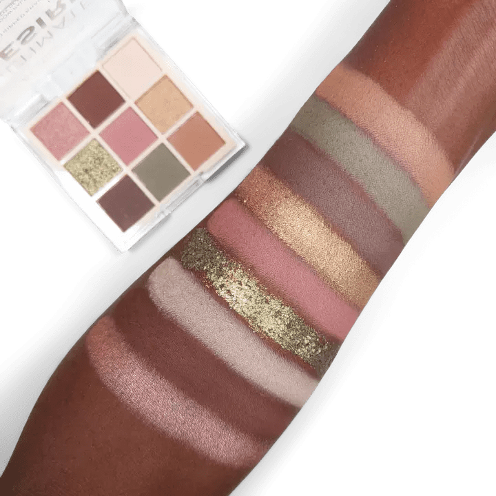 Makeup Revolution Ultimate Desire Shadow Palette Stripped Khaki - Imagen 3