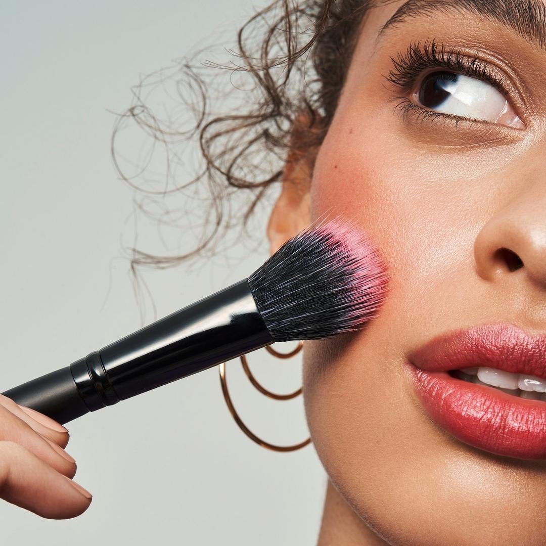 e.l.f. Cosmetics Putty Bronzer + Luminous Putty Blush - Imagen 3