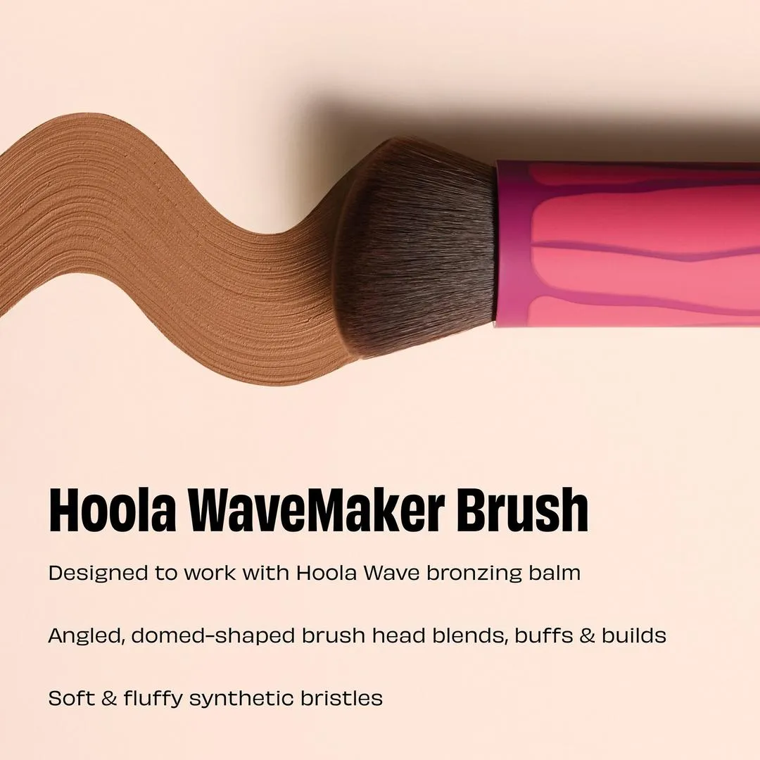 Benefit Cosmetics Hoola WaveMaker Cream Bronzer Brush - Imagen 3