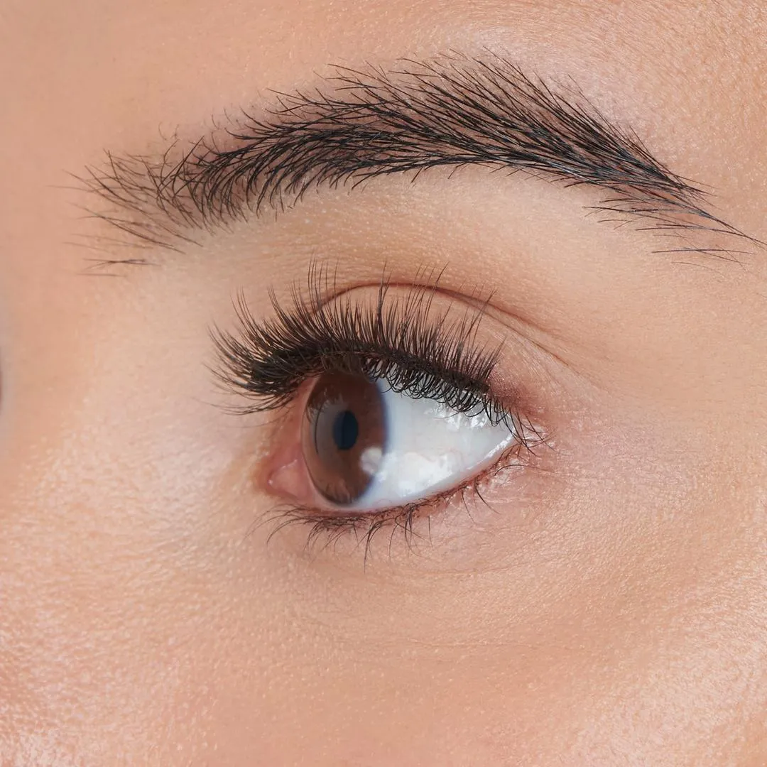 Kiss imPRESS+ Press On Self Adhesive Eyelashes - Imagen 2