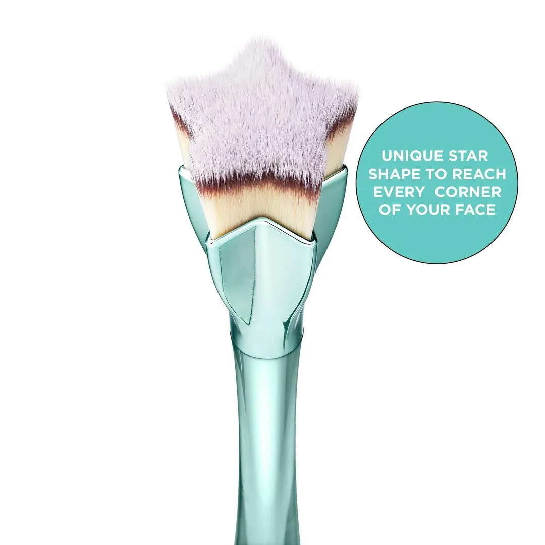 IT Brushes Limited Edition Star Foundation Brush - Imagen 2