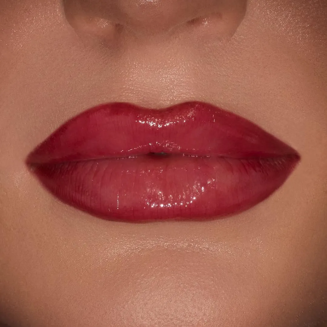 ColourPop x The Grinch Berry Grinchy So Juicy Plumping Gloss Balm & Lip Liner Kit - Imagen 3