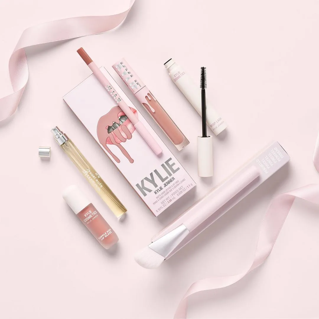 KYLIE COSMETICS 12 Days of Kylie Advent Calendar - Imagen 3