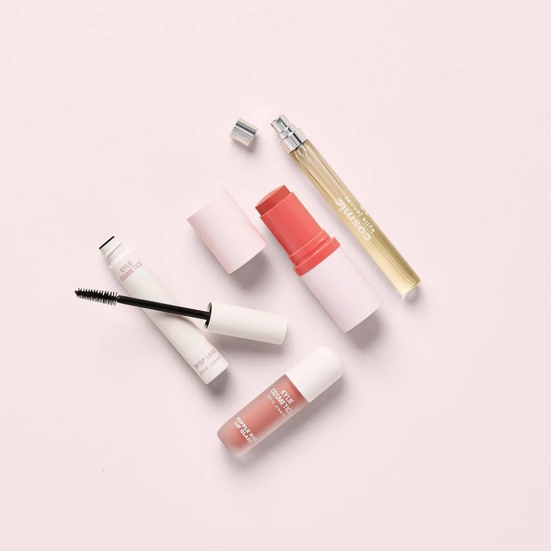 KYLIE COSMETICS 12 Days of Kylie Advent Calendar - Imagen 2
