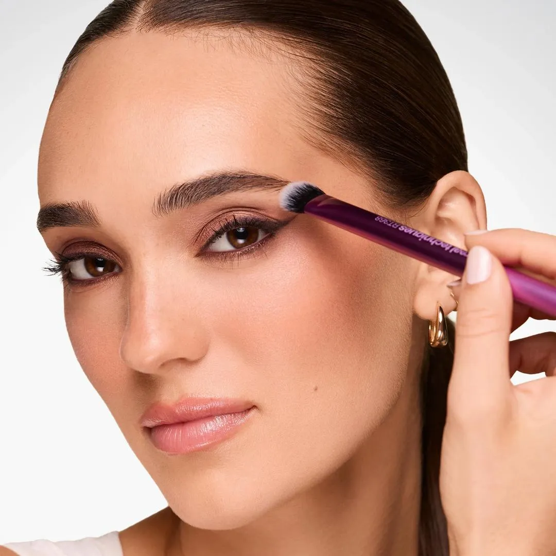 Real Techniques All-Over Base & Shadow Brush - Imagen 2