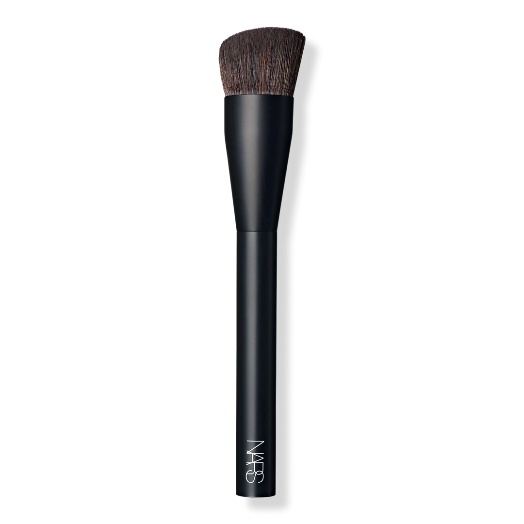 NARS #17 Cream Cheek Brush