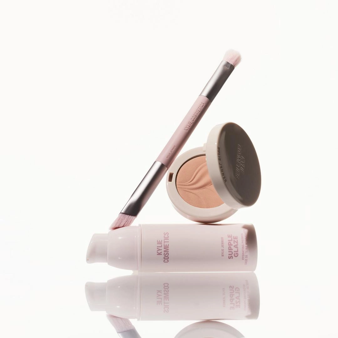 KYLIE COSMETICS Supple Glaze Hydrating Primer - Imagen 3